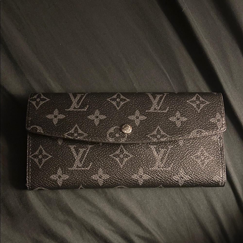 Louis Vuitton Black and Gray Monogram Clutch